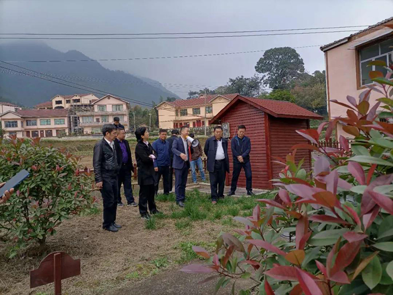 生態(tài)環(huán)境部專(zhuān)家組調(diào)研雙良商達(dá)貴州仁懷農(nóng)污治理項(xiàng)目