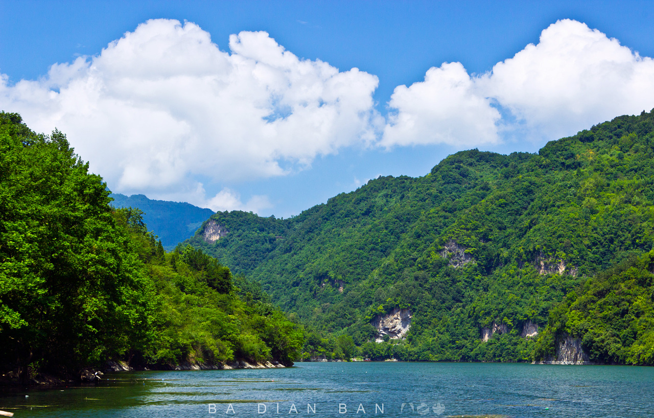 農(nóng)業(yè)農(nóng)村部 國(guó)家鄉(xiāng)村振興局關(guān)于開(kāi)展2022年“百縣千鄉(xiāng)萬(wàn)村”鄉(xiāng)村振興示范創(chuàng)建的通知（全文）