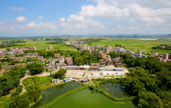 七部門：加強(qiáng)農(nóng)村公共廁所建設(shè)和管理，統(tǒng)籌推進(jìn)農(nóng)村廁所建設(shè)與生活污水處理