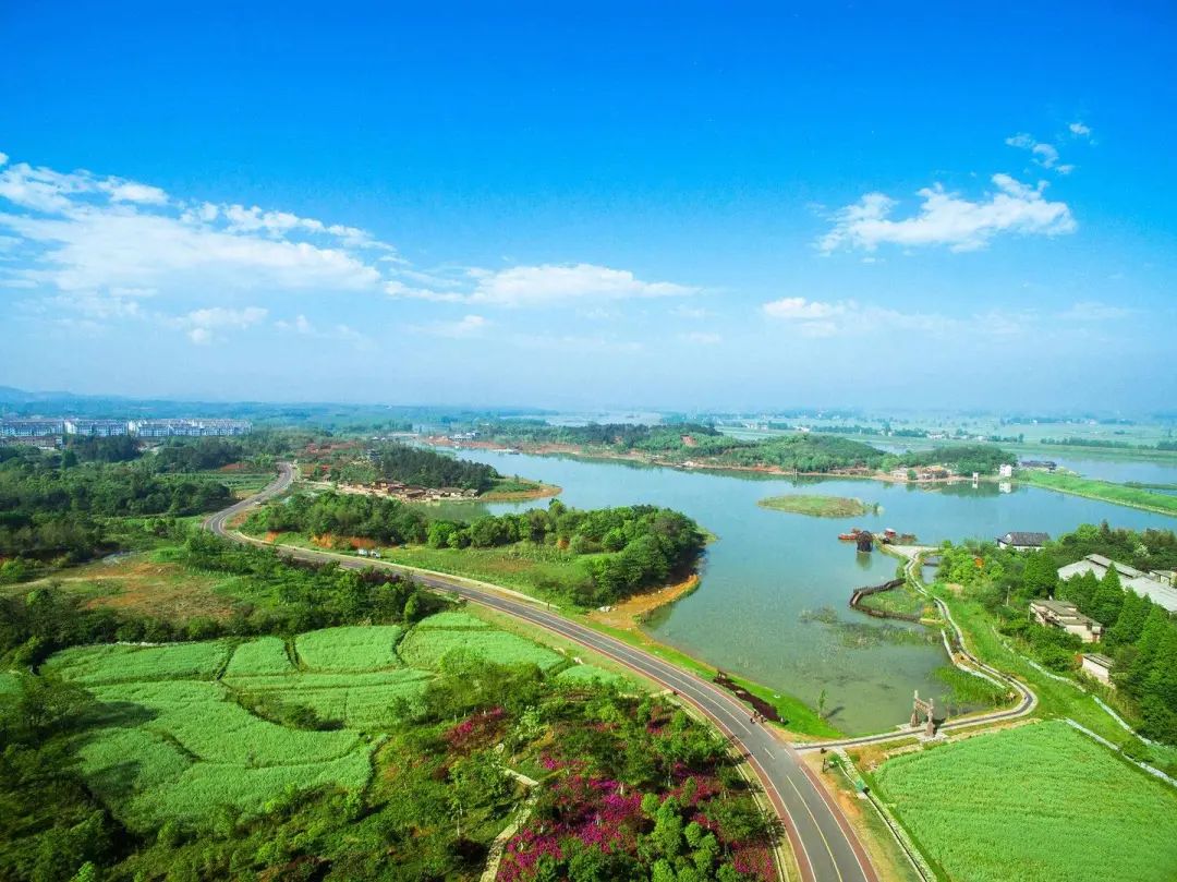 生態(tài)環(huán)境部接連發(fā)布兩份征求意見稿，農(nóng)村污水處理就要“走”起來了？