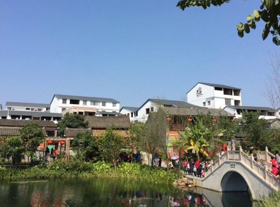 杭州擬推進(jìn)以縣城為重要載體的城鎮(zhèn)化建設(shè)，加快補(bǔ)齊環(huán)境衛(wèi)生等短板