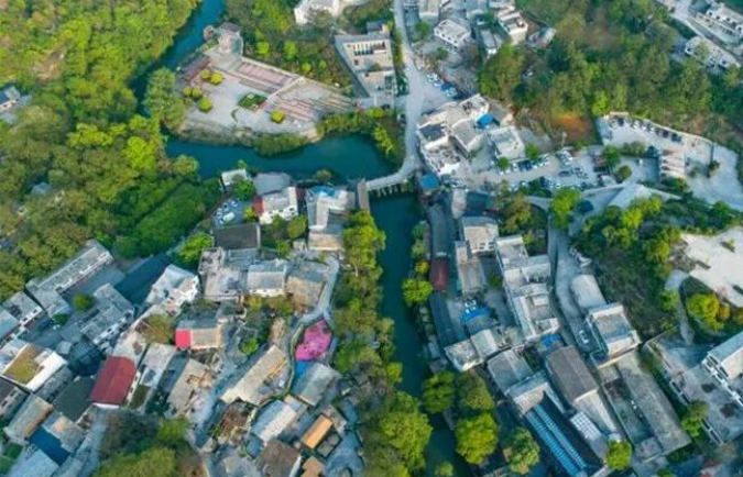 共建綠色家園丨商達公用集團助力貴州省貴安新區(qū)鄉(xiāng)村環(huán)境治理