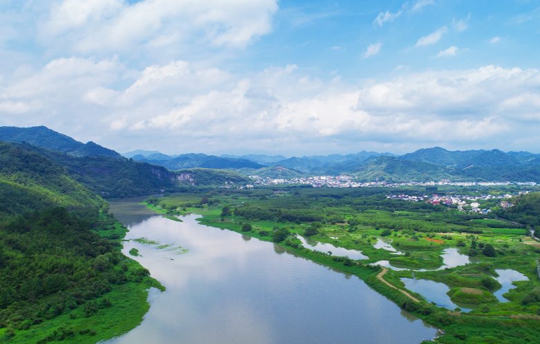 江西省農(nóng)業(yè)農(nóng)村廳等四部門聯(lián)合印發(fā)《關(guān)于進一步促進大水面生態(tài)漁業(yè)發(fā)展的通知》